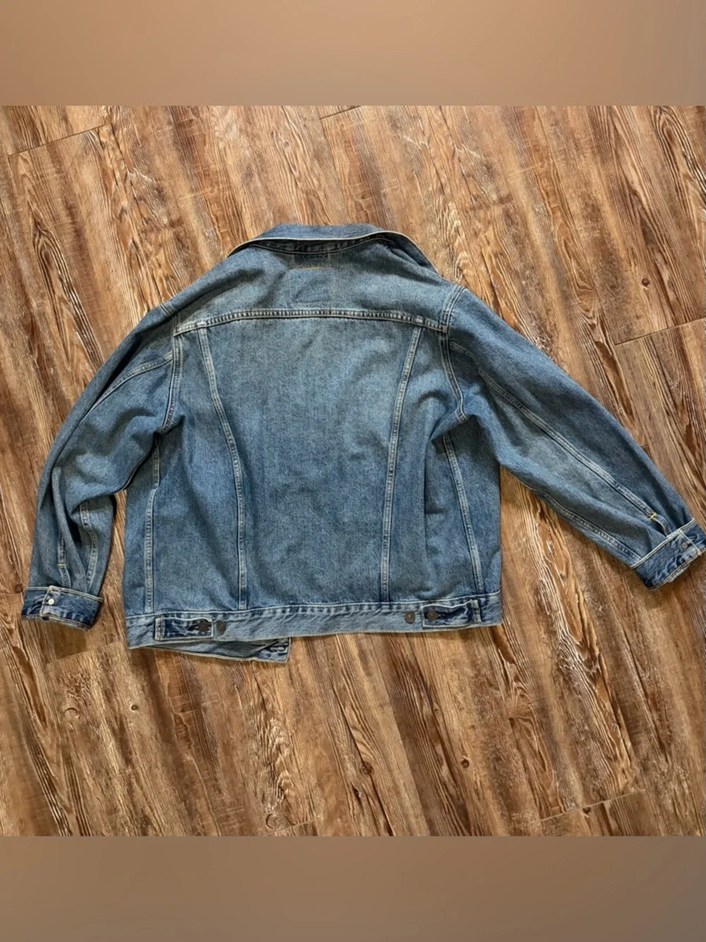 Levi's Men's Blue Denim Trucker Jacket - Picture 2 of 4